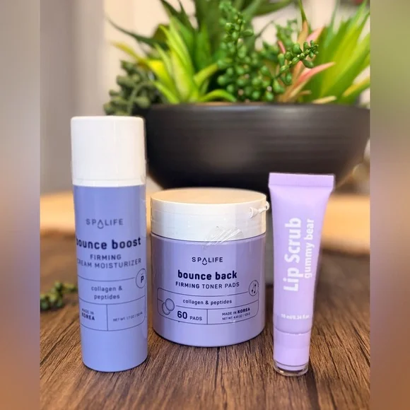 Skincare 3pcs bundle Set with Firming Moisturizer,Toner Pads and Lip Scrub - Picture 7 of 7